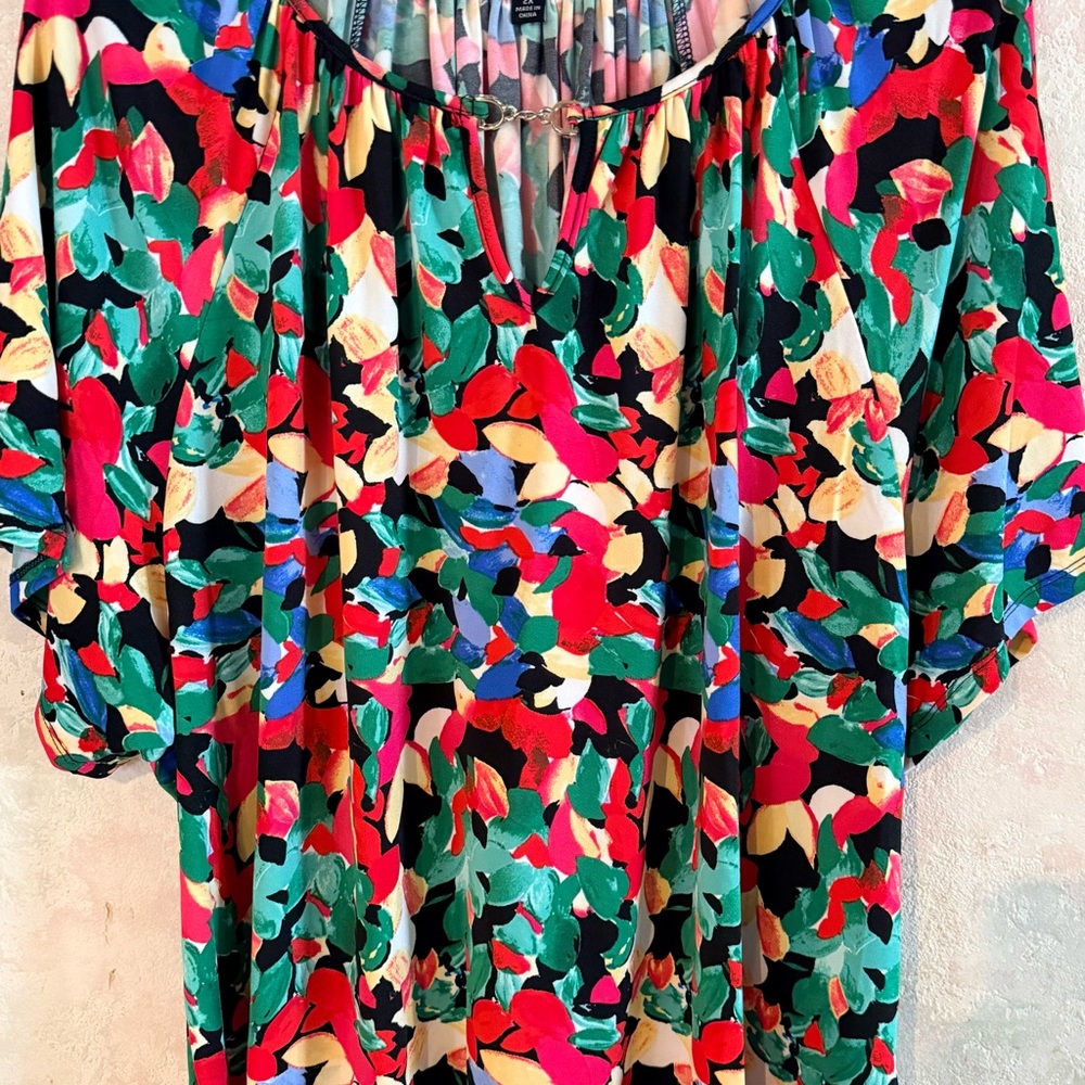 Zac & Rachel Multicolor Blouse with Green and Red Accents